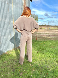 The Amigo Pants in Taupe