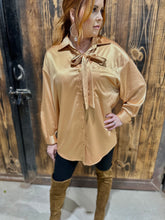 Load image into Gallery viewer, The Delta Dawn Blouse
